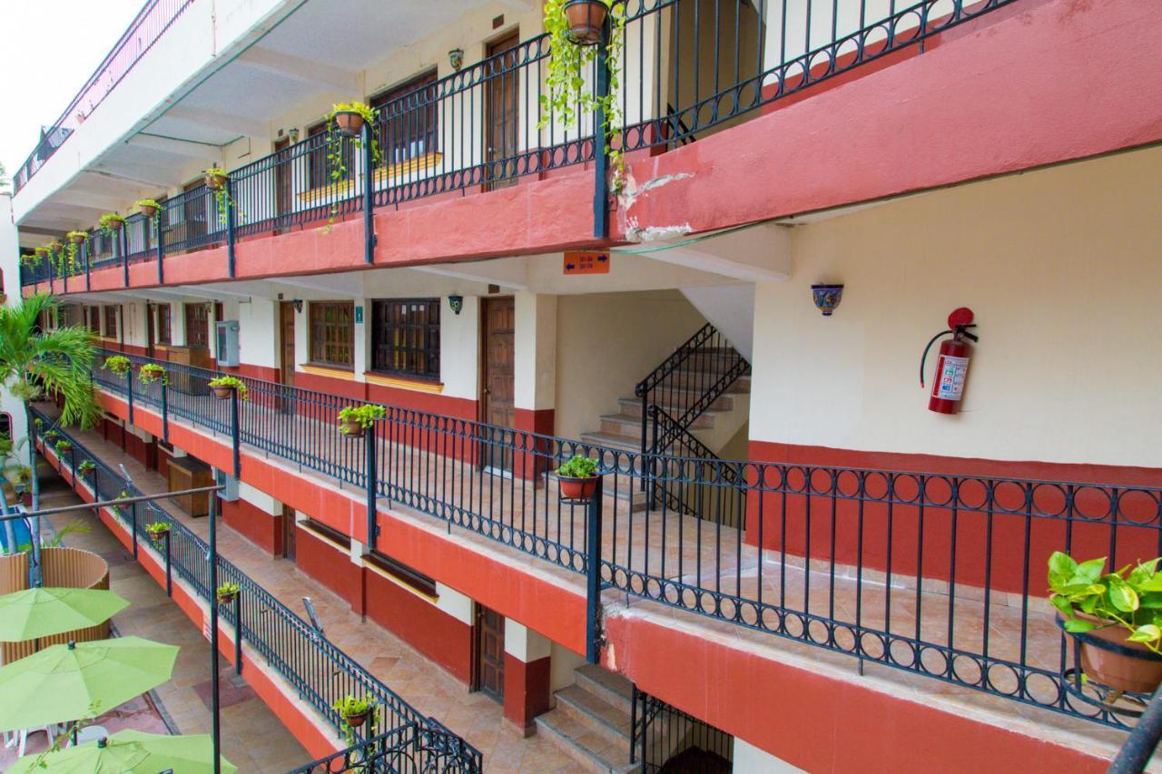 Hotel Hacienda Maria Eugenia Akapulko Dış mekan fotoğraf